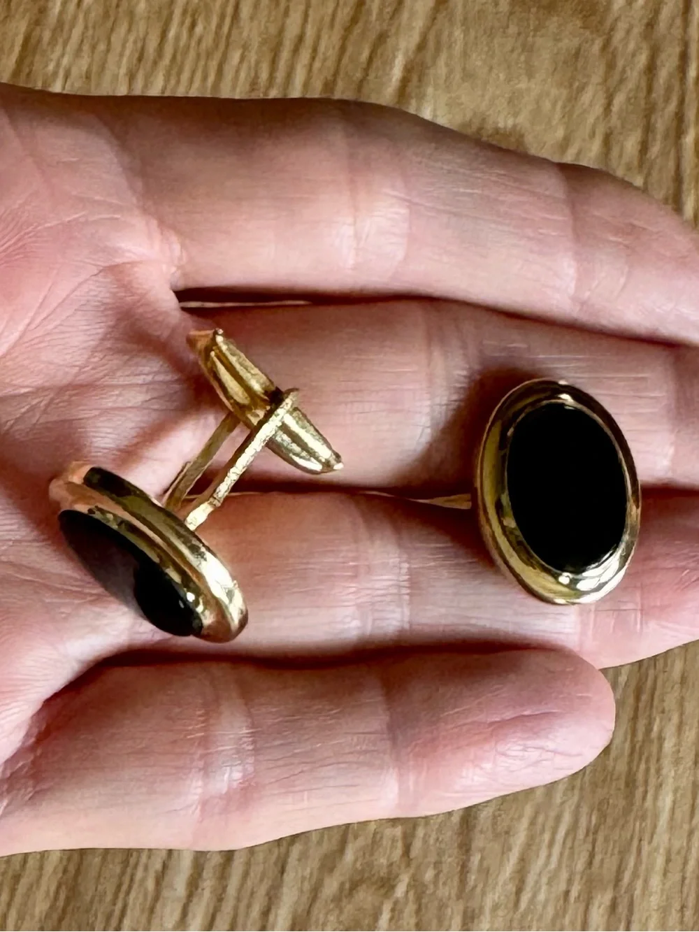 Vintage Sarah Coventry Gold Mens Cufflinks Faux Black Onyx Mid Century